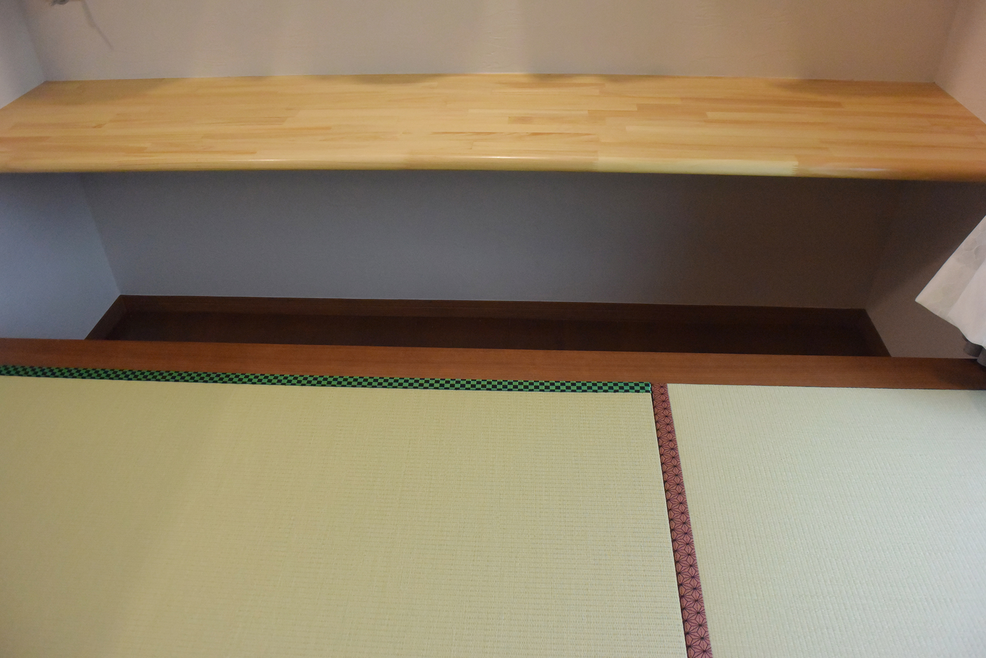 小上がり畳コーナーは、ゆっくりと足を伸ばしてくつろげるようになっています。